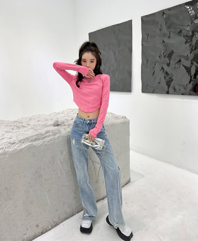 New year in early spring! [Anan] loose Korean ripped jeans 1008# zxx