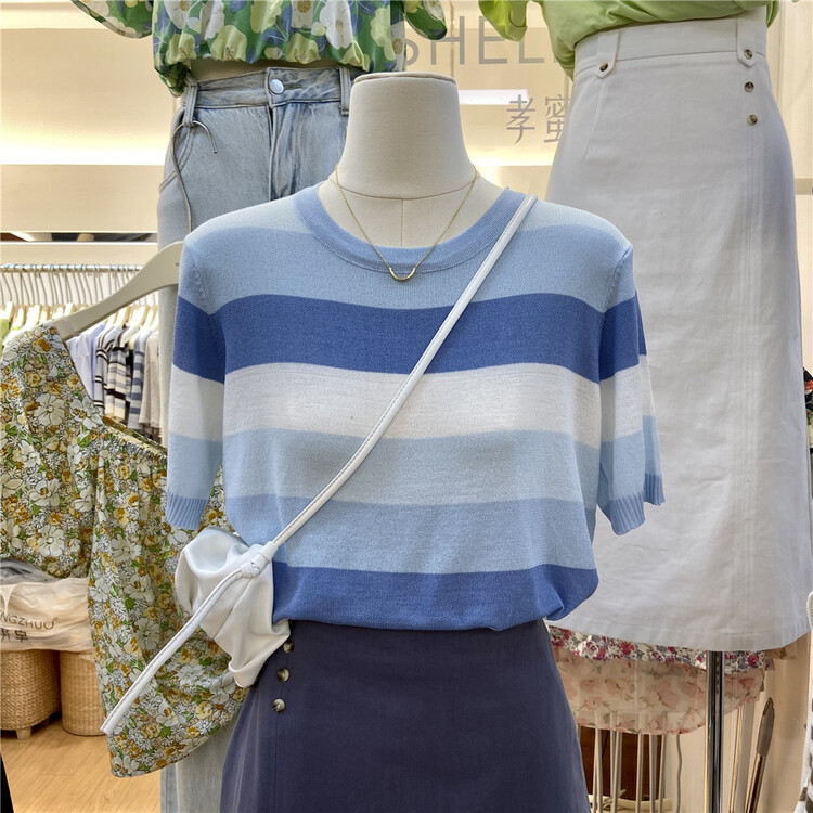 [Xiaomi] round neck striped comfortable sweater (only selling tops) 81332# ll