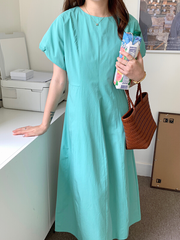 goods in stock! New in early summer! [I think] Korean simple solid color loose thin dress 66329# CLS