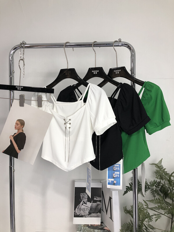 New in early summer! [Fanfan fan] fashion chain Korean Spice Girls fake two small shirts 5679# zxx