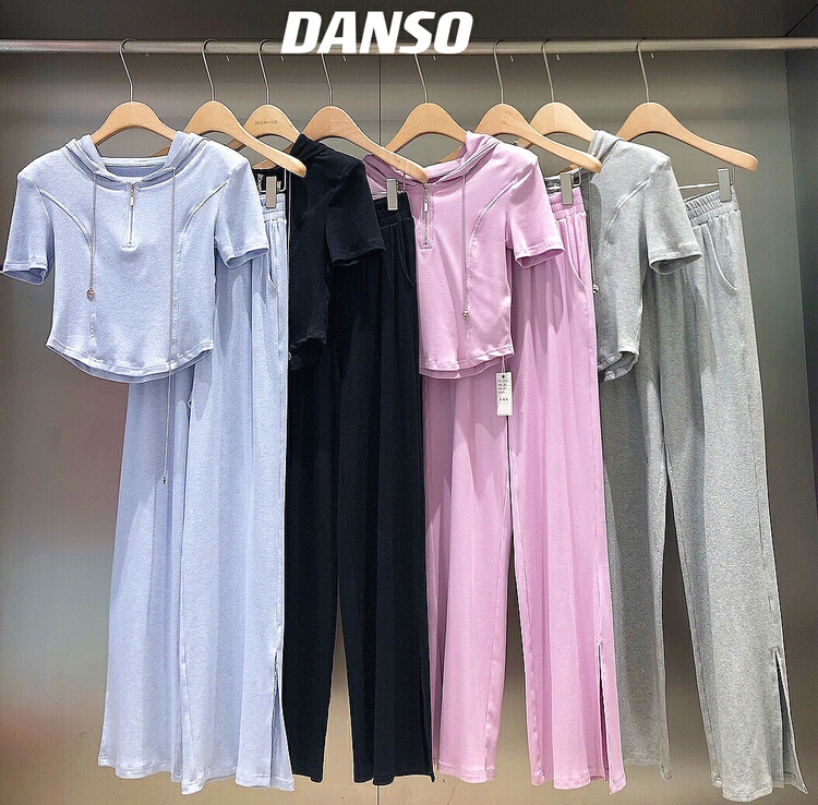 初夏上新!【DS】韓風氣質短款上衣+寬鬆顯瘦休閒褲套裝(不可拆帽鏈)  51903D#  XYJ