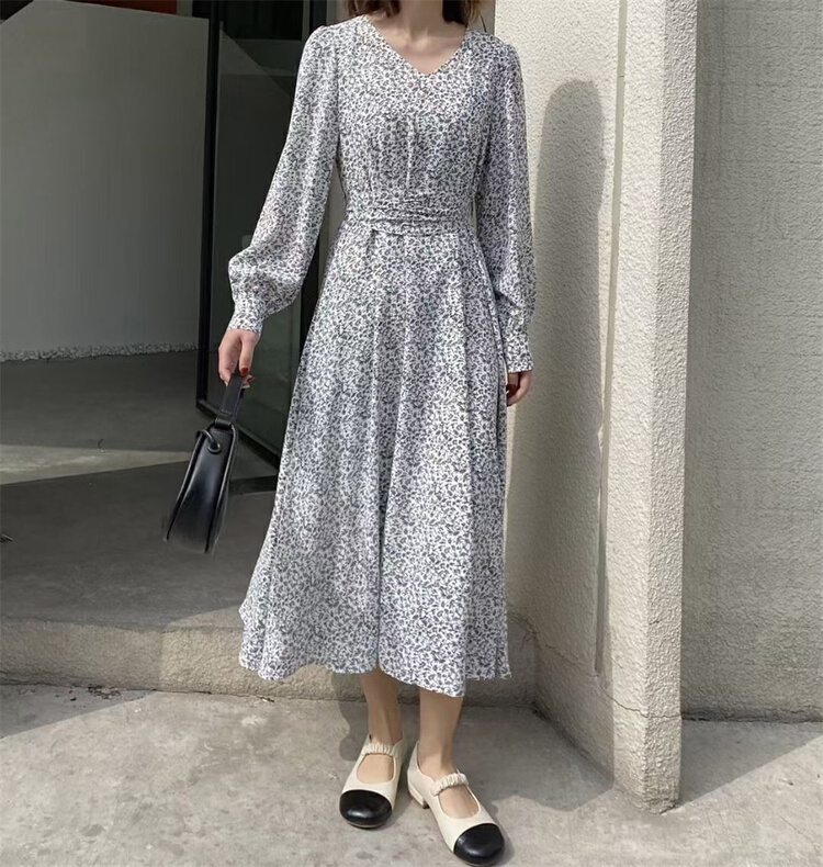 New in early summer! [misslan] V-neck floral waist dress 1032# XJ