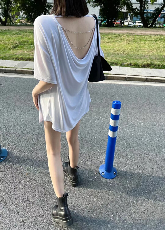 【千嬌】寬鬆露背百搭短袖T恤(配可拆鏈條)  6872#  PCZ