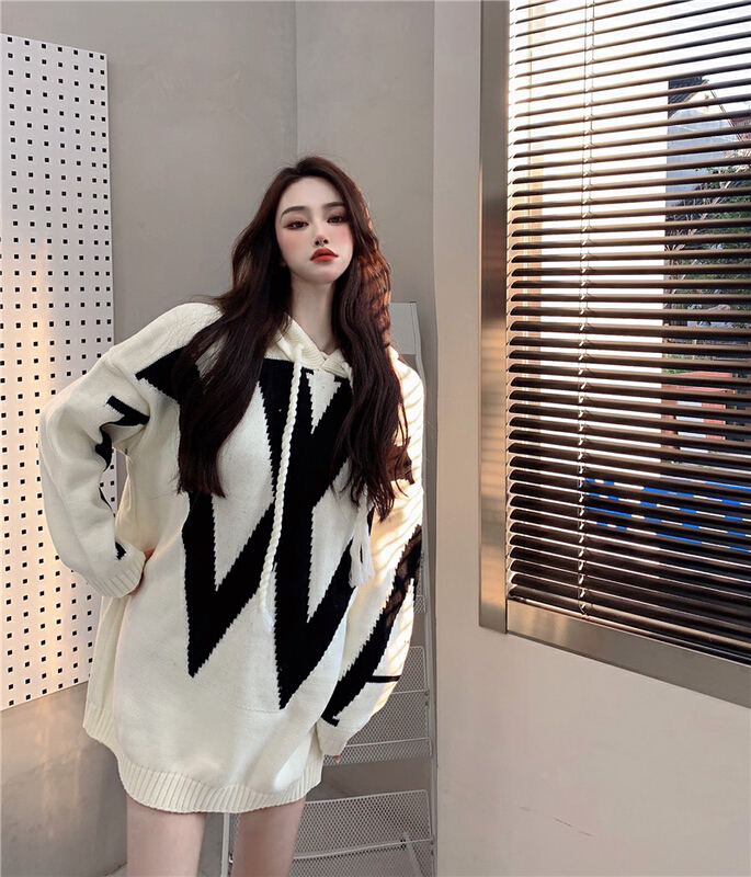 New year in early spring! [L.L studio] 2022 Korean loose letter jacquard Pullover Sweater 6910# hjy