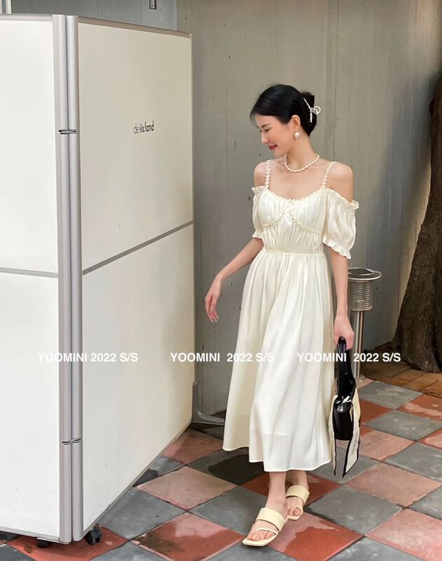 In early summer! [yoomini] Korean version waist closing thin suspender dress x12744\wpl