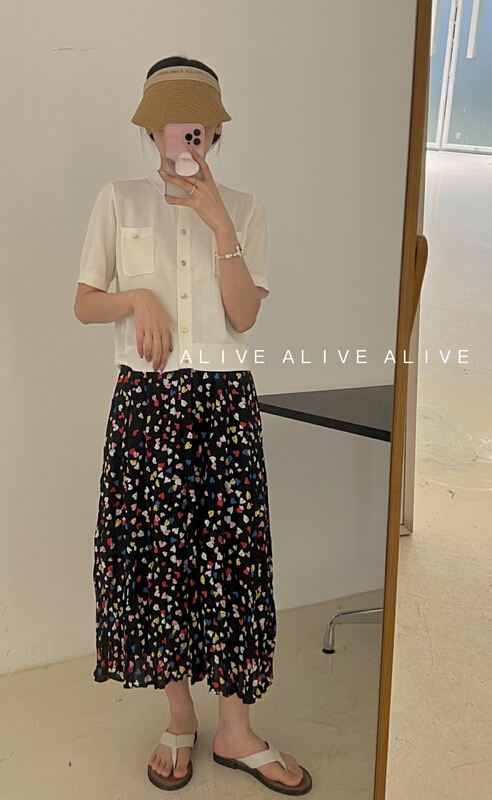 【ALIVE】小香風排扣圓領針織衫  8040#  LWY