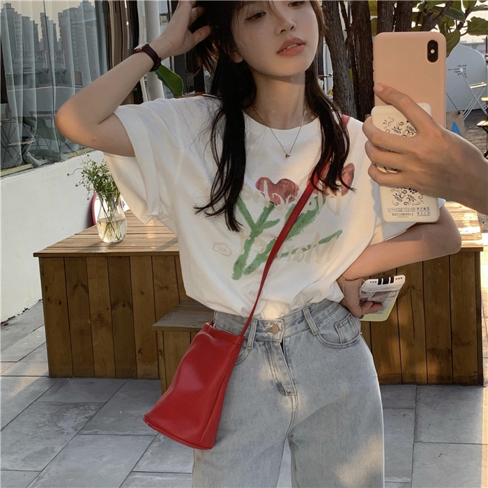 New in early summer! [timely rain] Han Feng ins design sense letter flower minority wrapped short sleeve T-shirt 77705# WPL