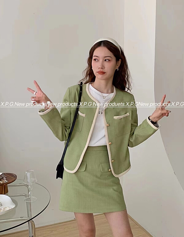 New year in early spring! [x.p.g] Korean version of lively milk short coat ➕ High waist slim skirt suit 20630# hjy