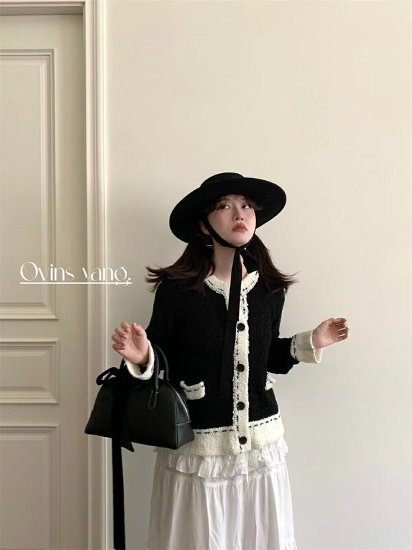 New year in early spring! [ovinsyang] Korean breasted color matching knitted cardigan 8620# WTT