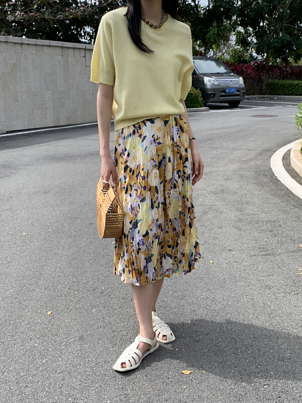 New year in early spring! [emoni] small fresh temperament broken flower thin skirt (only selling skirt) y10567# CLS