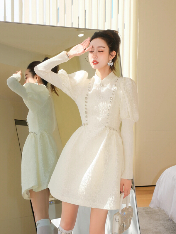 New year in early spring! [ala] minority design embossed texture bubble sleeve dress l1153# JJ