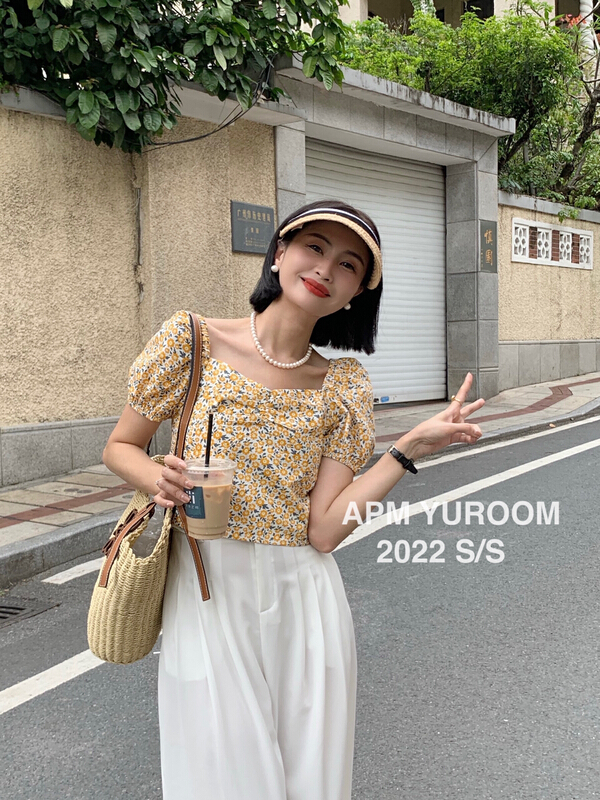 New in early summer! [APM yuroom] floral bubble sleeve fashion shirt 22670# LSL