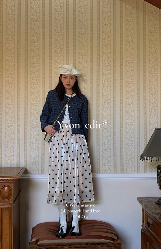 New year in early spring! [Yiwan y.von] wave point retro foreign style fashion skirt 3386# XJ
