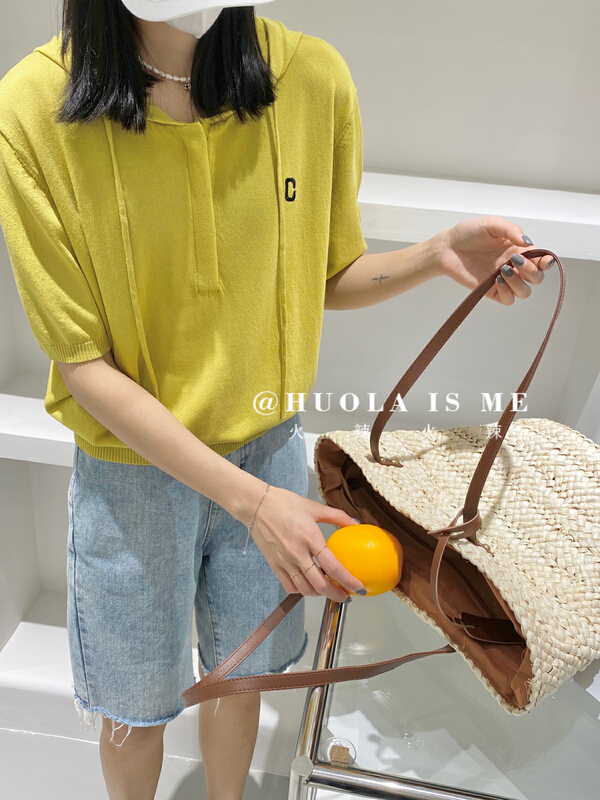 New in early summer! [hot Huola is me] Korean minority DESIGN EMBROIDERED short sleeve T-shirt 7547# cqw