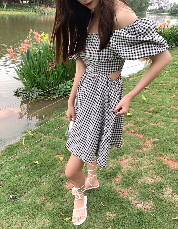 [Vanessa] Korean style design, two wear Plaid Dress with holes in the waist 6164# ozq