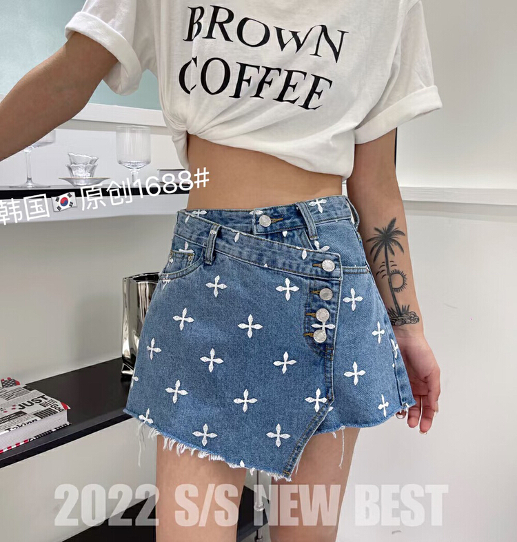 goods in stock! New in early summer! [x2d2] fake two pieces of fashionable and versatile contrast color skirt pants 1688# WTT