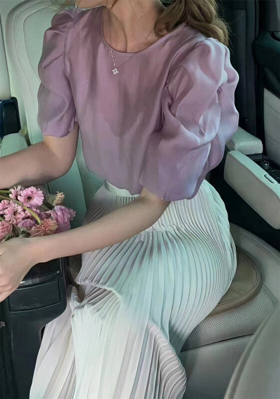New in early summer! Young ladies