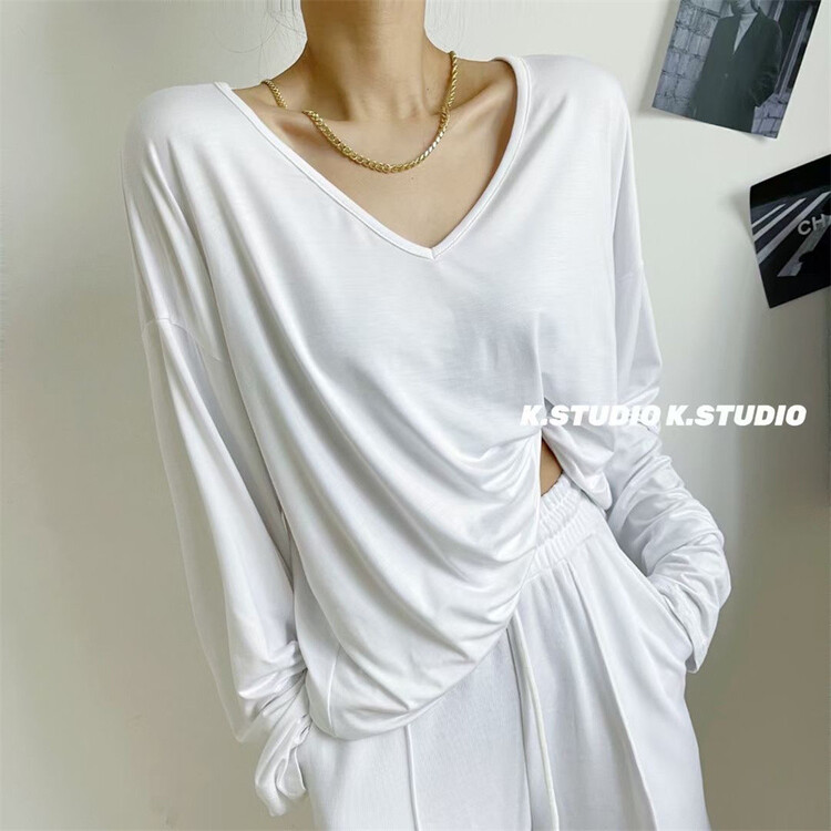 New year in early spring! [Kim studio] V-neck loose comfortable letter long sleeve T-shirt 3176# WTT