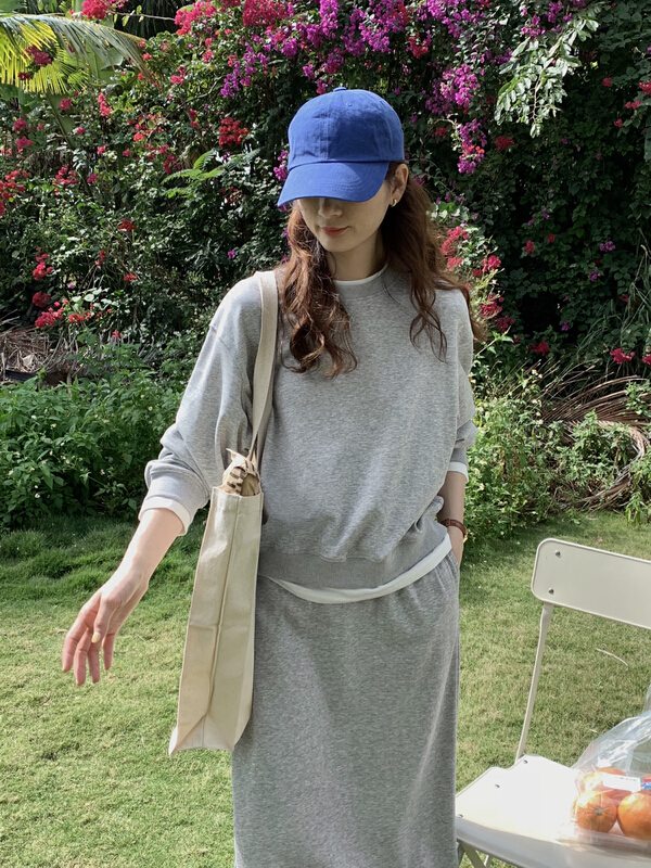 goods in stock! [T.G] round neck color matching sweater + lady elastic waist skirt suit 16673# cqw