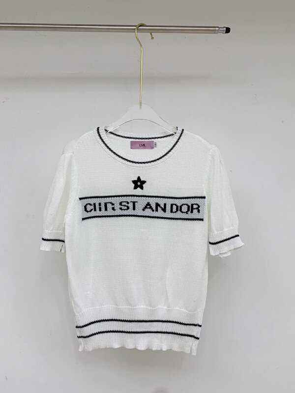 New year in early spring! [LML] Korean version foreign style contrast color five pointed star round neck loose knit 8211# ozq