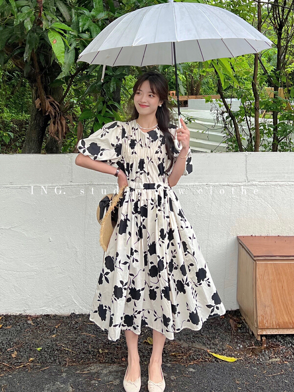 [ing] French elegant waist closing and thin round neck bubble sleeve Decor dress ing-7775# HBx