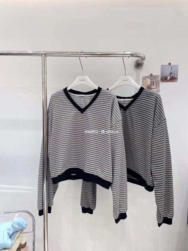 New year in early spring! [Miss Jia] simple V-neck striped sweater 6607# XYY