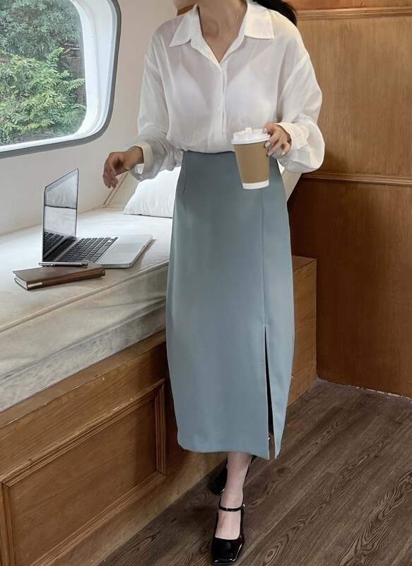 New year in early spring! [ever true] Korean high back split waist mid length skirt 23139# CLS