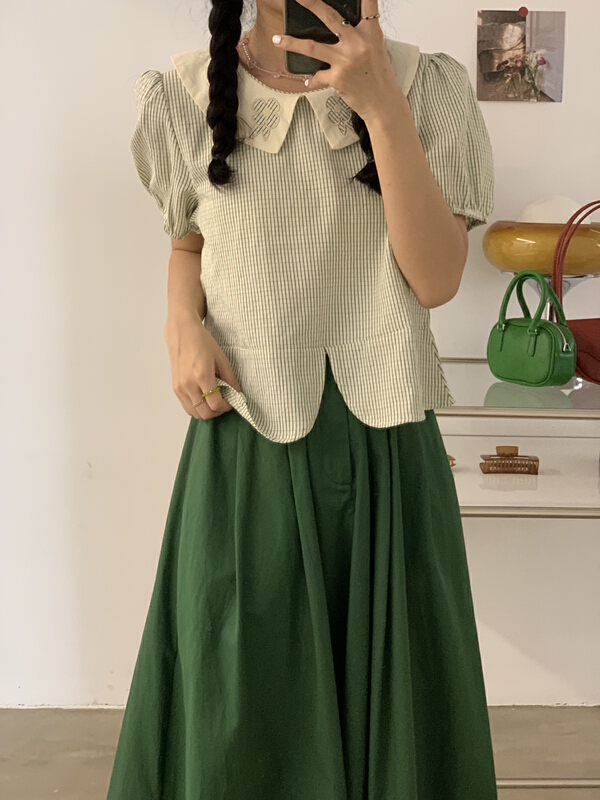 [from Anna] Korean Embroidered Baby collar Plaid bubble sleeve blouse 2137# LSW