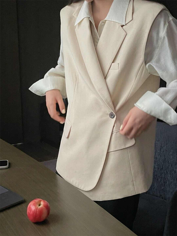 goods in stock! New year in early spring! [acme group] Korean style advanced temperament sleeveless vest 0872# CLS