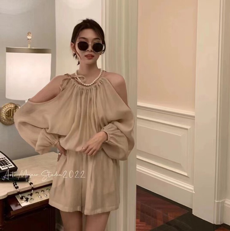 [SME +] gentle style, off shoulder blouse + casual Shorts Set 2639# cqw