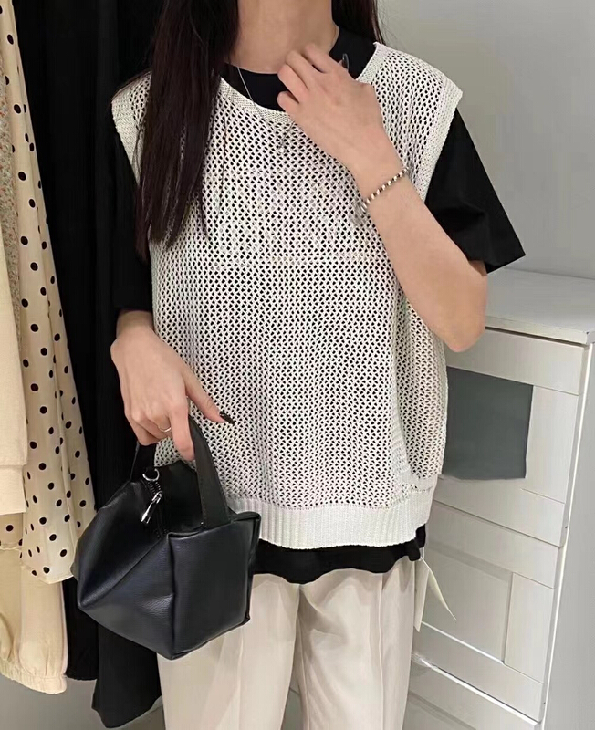 [Alibaba] simple solid color hollowed out vest 1039# hjy