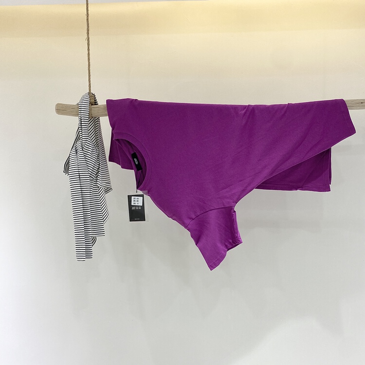 New in early summer! [just soso] solid color niche design split short sleeve T-shirt 6929# CLS