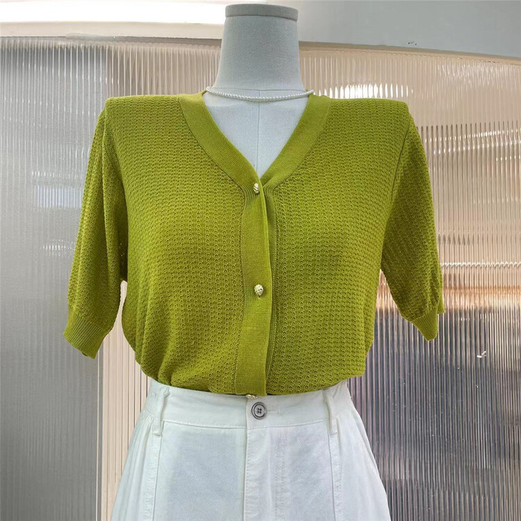 [Boran · Boran] V-neck single breasted simple slim knit cardigan 22b7316# LSW
