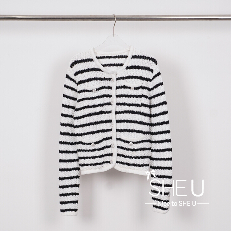 New year in early spring! [she u] Korean version of xiaoxiangfeng niche design stripe knitted cardigan c60003# cqw