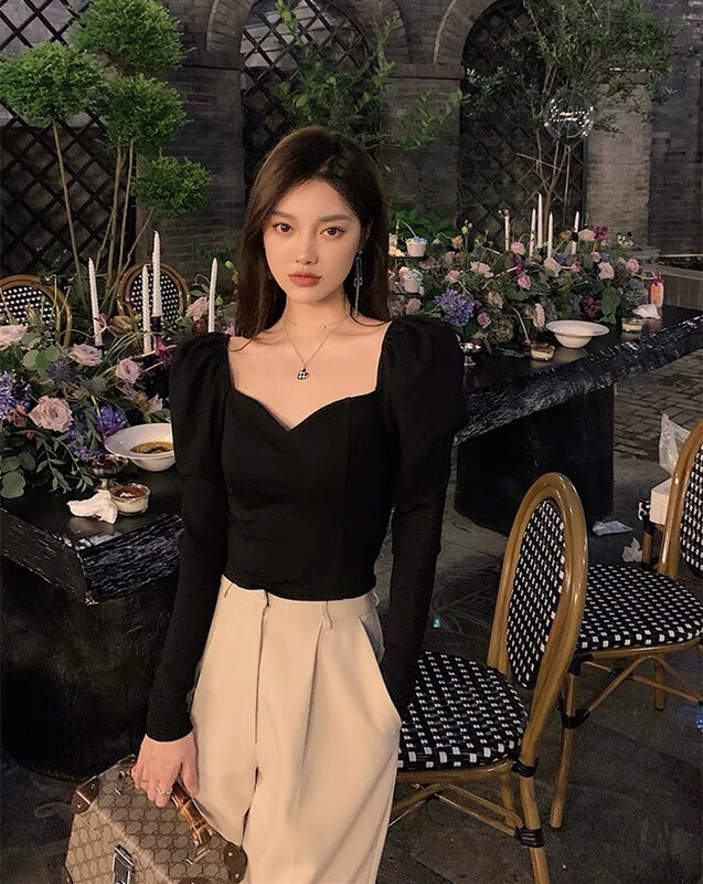 New year in early spring! [smile baby] square neck curved bubble sleeve slim long sleeve T-shirt b2131# YYW