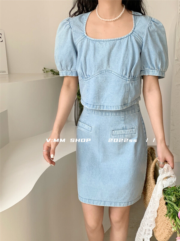 New in early summer! [V: mm] Korean style square neck bubble sleeve blouse + slim Hip Wrap Skirt Suit 2988# CLS