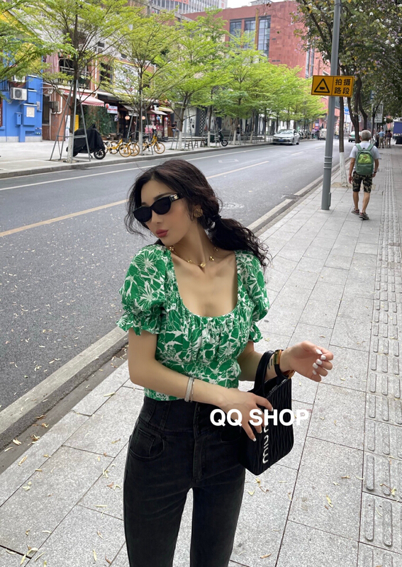 New in early summer! [QQ shop] personalized Vintage Floral Chiffon shirt 8637# ozq