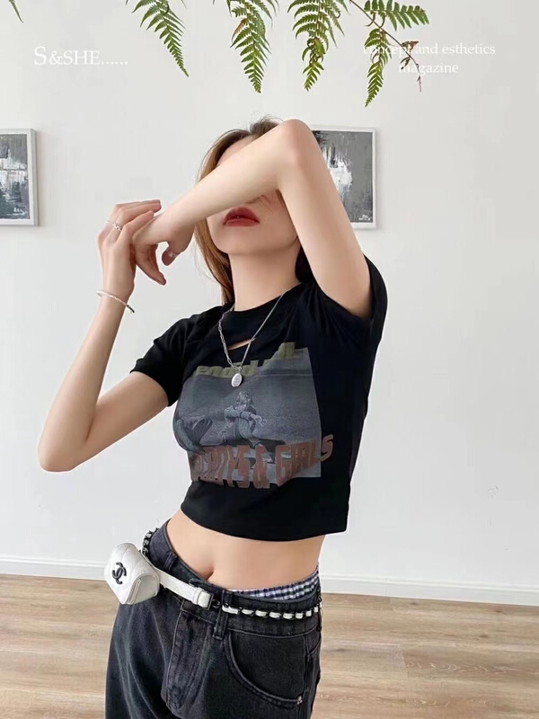 New in early summer! [show] printed hollow out fashion short sleeve T-shirt 88231# ozq