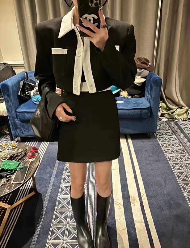 [mi ni] small fragrance color contrast short coat + Hip Wrap Skirt Suit 2070# PCZ