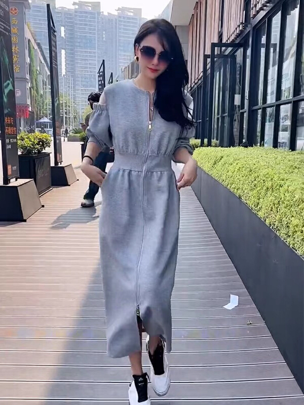 New year in early spring! [Huaxi] Han Fan leisure Lantern Sleeve mesh open shoulder waist sweater dress 8662# PCZ