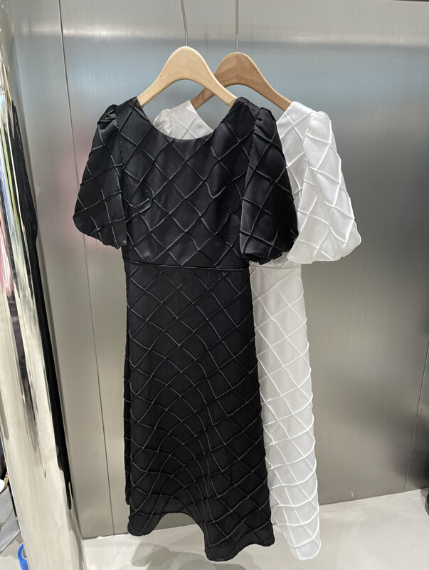 goods in stock! New year in early spring! [DS] French temperament advanced design chain dress (with detachable chain) 28301# XYJ