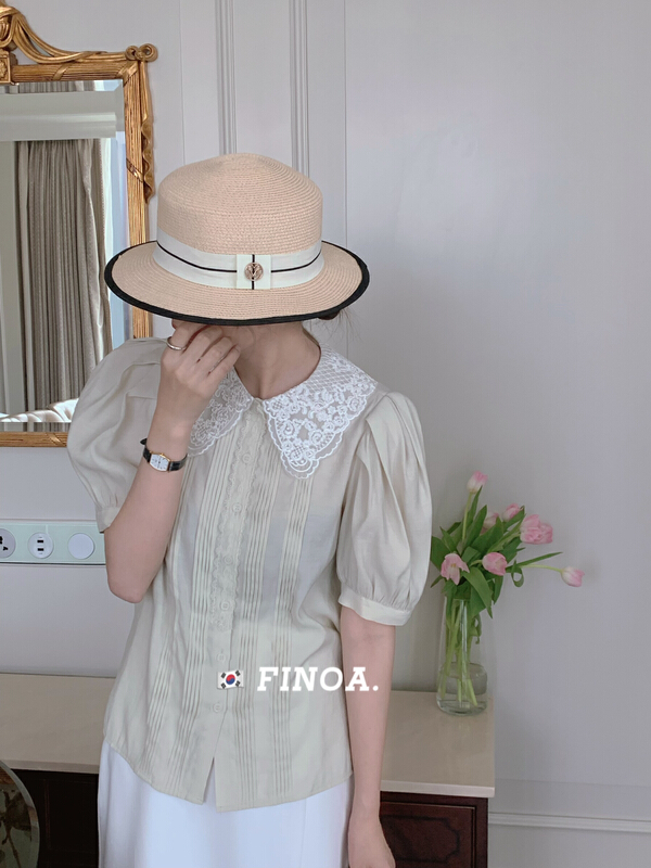 現貨!初夏上新!【FINOA】韓版休閒鏤空鈎花公主領泡泡袖雪紡衫  1053#  CLS