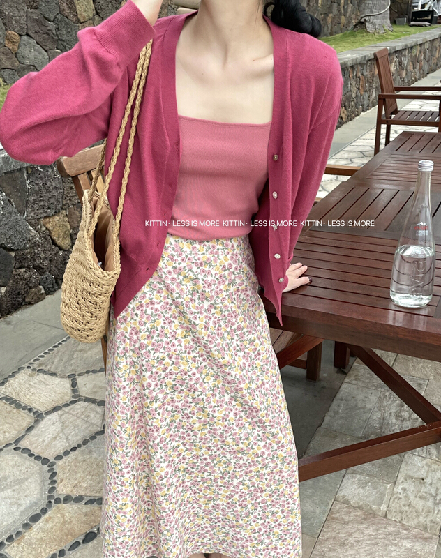goods in stock! New year in early spring! [Kittin] Korean version soft and sweet floral skirt 622# L