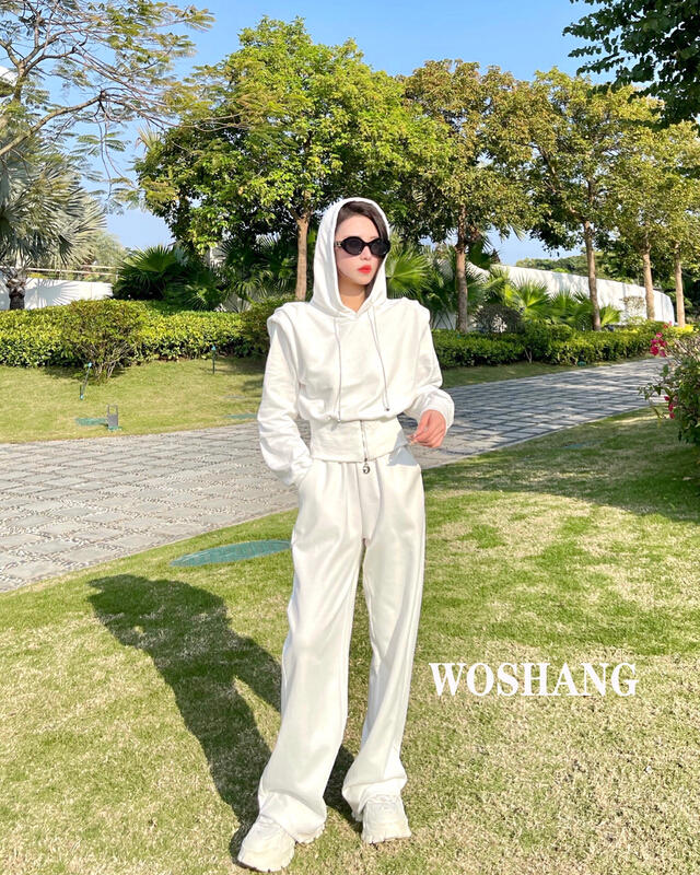 New year in early spring! [woshang woshang] Korean loose and versatile long sleeved sweater (with chain) 1158# XYJ