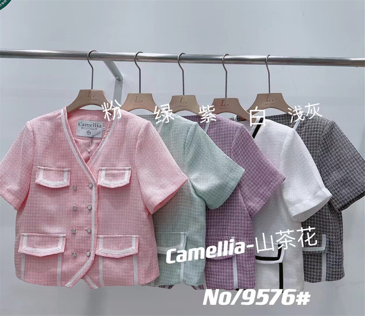 New year in early spring! [Camelia] temperament V stand collar double row button short sleeve shirt 9576# hjy