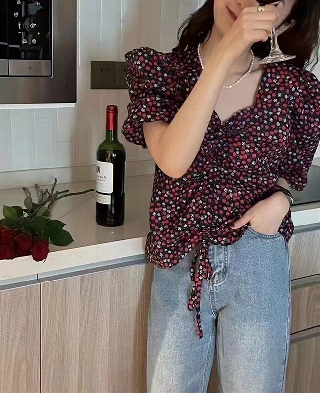 [SUSAN] Strawberry Flower Printed Age Reduction Shirt 18169# LSW
