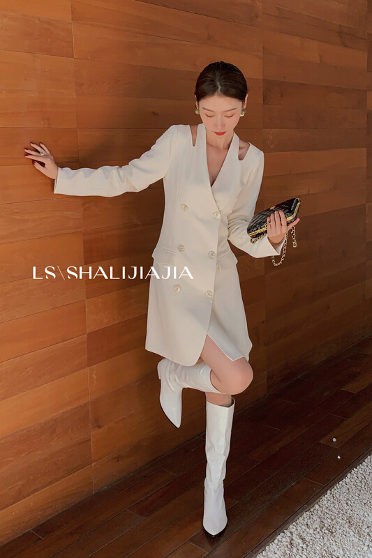 goods in stock! Cxdhh / new in early spring! [LS] V-neck double breasted off shoulder dress 9621# jhy