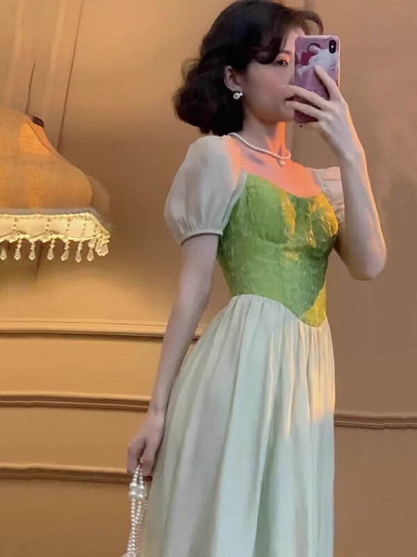 New year in early spring! [Yingying new clothes] temperament square collar stitching slim dress 6962# hjy