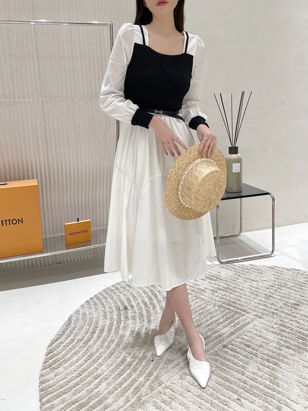 New year in early spring! [Hanna including that] square neck long sleeve temperament A-shaped waist closing dress (with belt) m5216# XJ