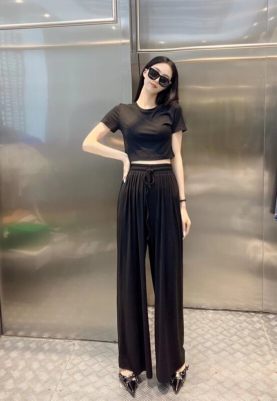 New in early summer! [nm. Girl] simple round neck short sleeve + versatile basic comfortable casual pants set 20022# JJ